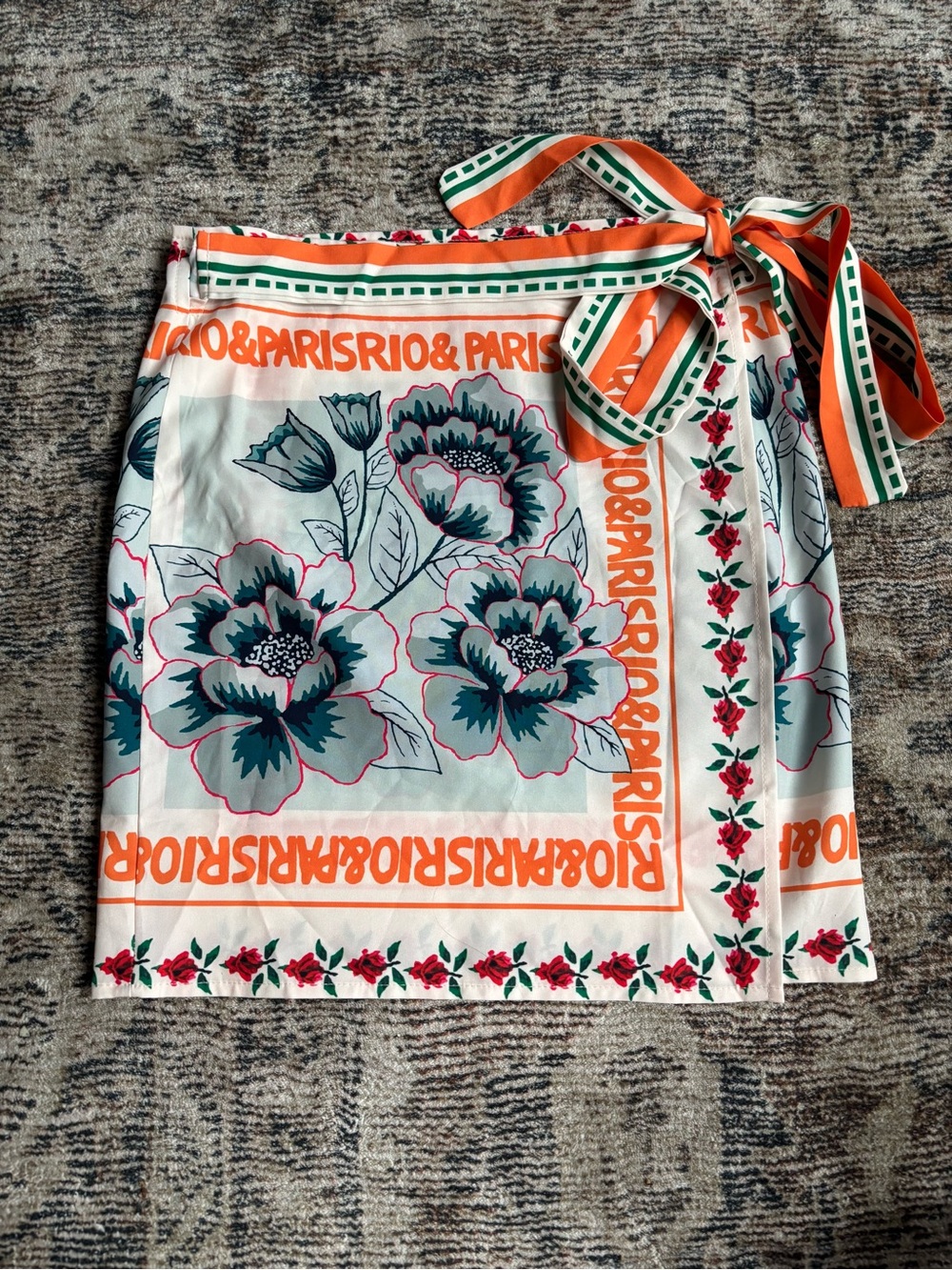Commense wrap skirt